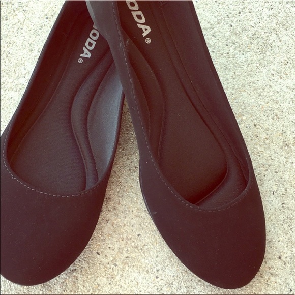 Soda Kreme Black Round Toe Comfortable Ballet Flat - Picture 3 of 8